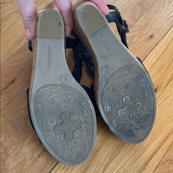 Sz 8 black wedge heels - Picture 4 of 4